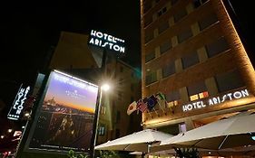 Hotel Ariston Milan Exterior photo