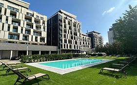 Hotel Ramada Plaza By Wyndham Milano Exterior photo