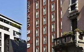 Una Hotels Mediterraneo Milano Exterior photo
